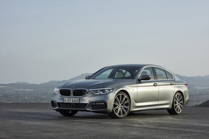 BMW представила 5-Series нового поколения 1