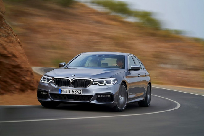 BMW представила 5-Series нового поколения 0