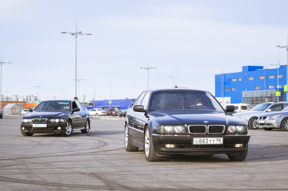 BMW 7 series E38 5